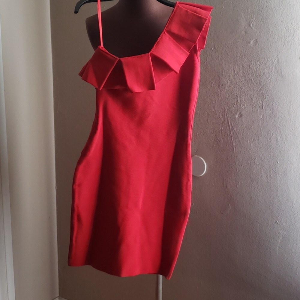 Few Moda New York One Shoulder Red Ruffle Dress